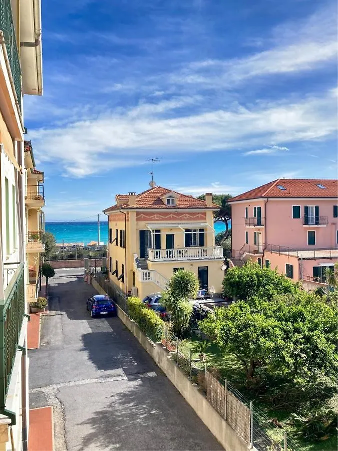 Appartamento Casa Mara, Borgio Verezzi, 50 M Dal Mare In Pieno Centro