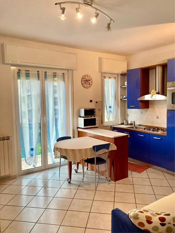 Appartamento Casa Mara, Borgio Verezzi, 50 M Dal Mare In Pieno Centro Italia
